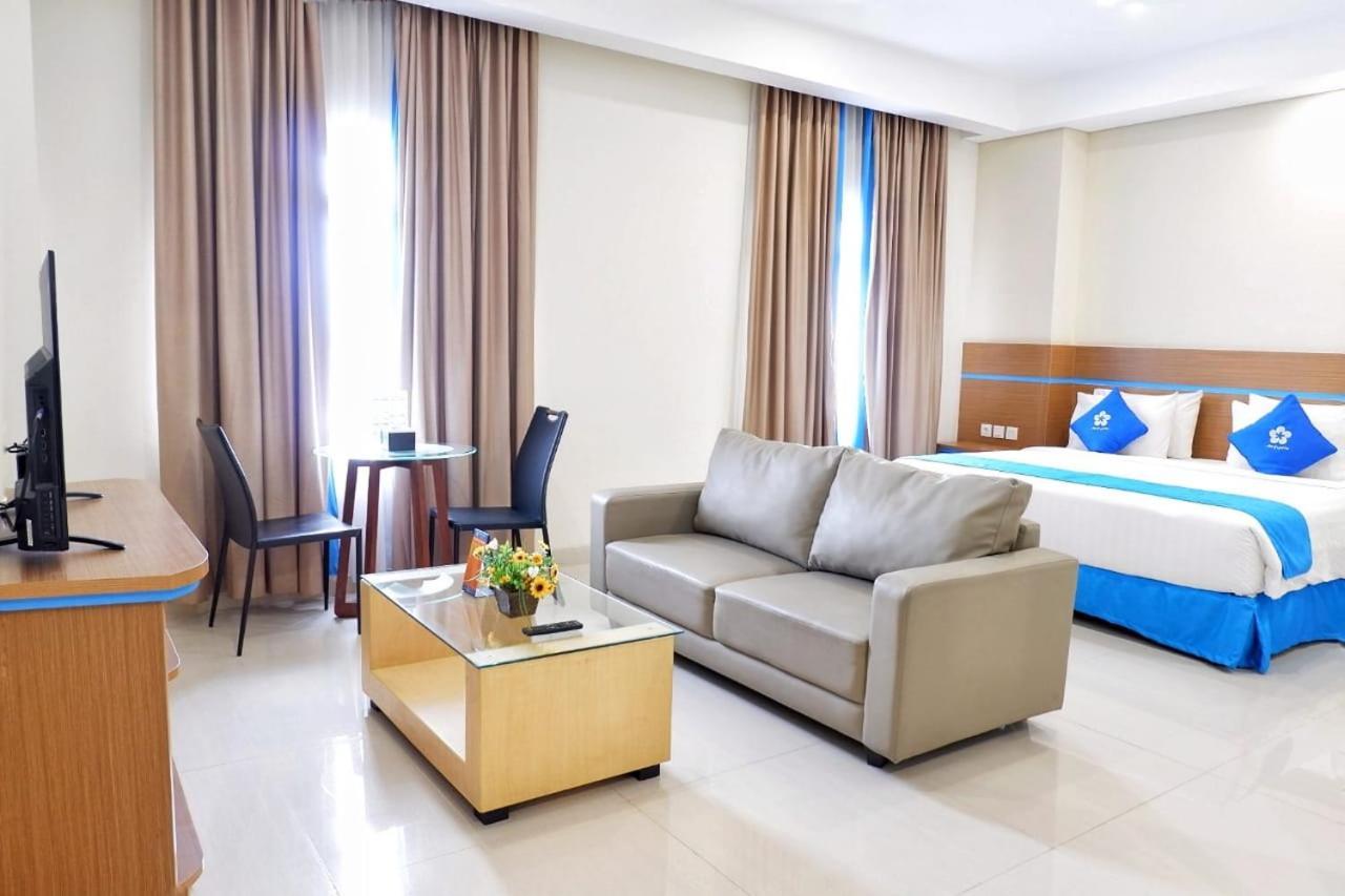 Hotel Brothers Biru Solo Baru Exteriér fotografie