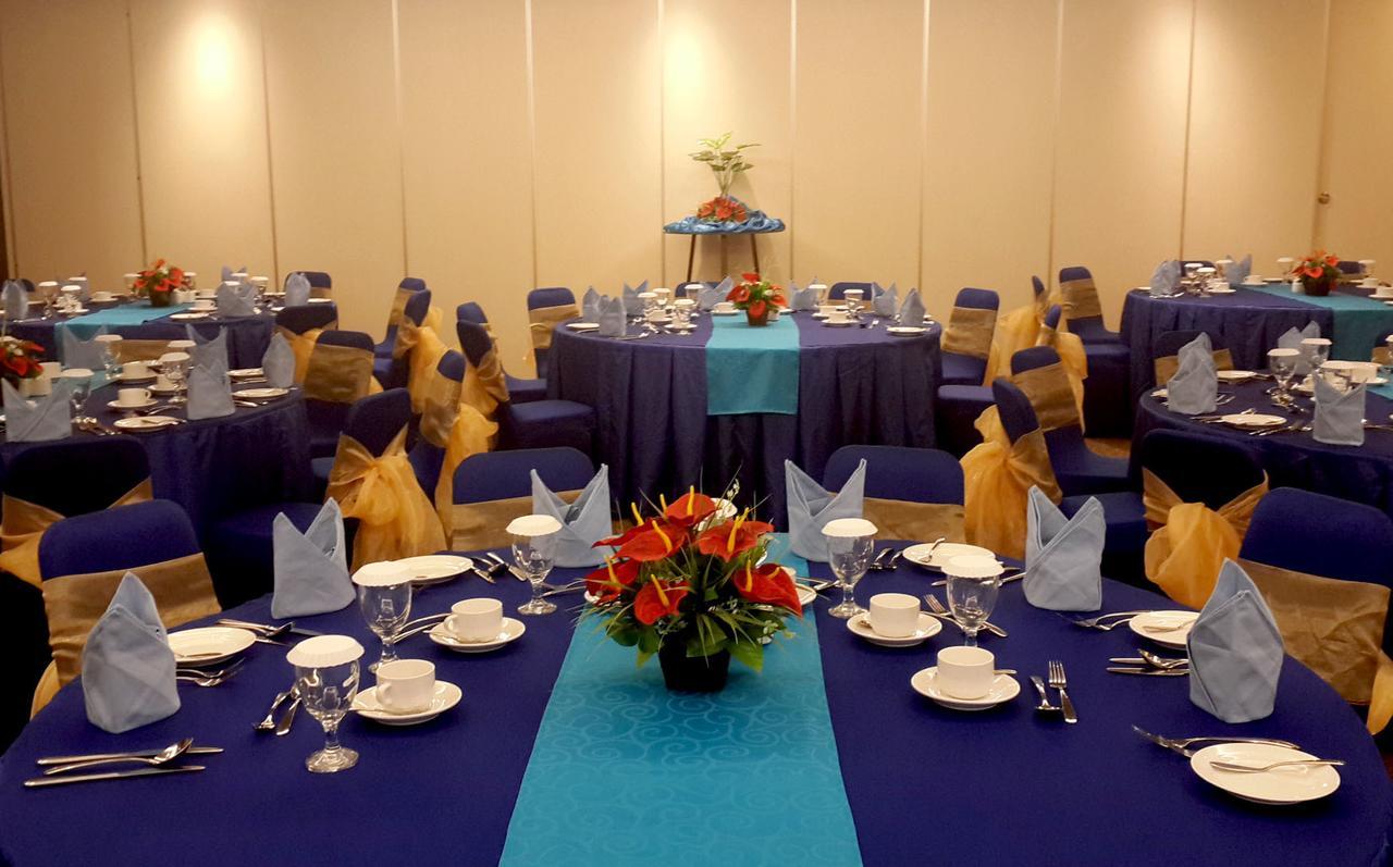 Hotel Brothers Biru Solo Baru Exteriér fotografie