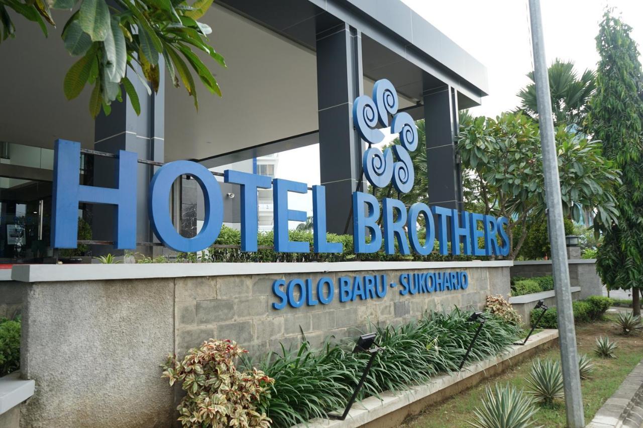 Hotel Brothers Biru Solo Baru Exteriér fotografie