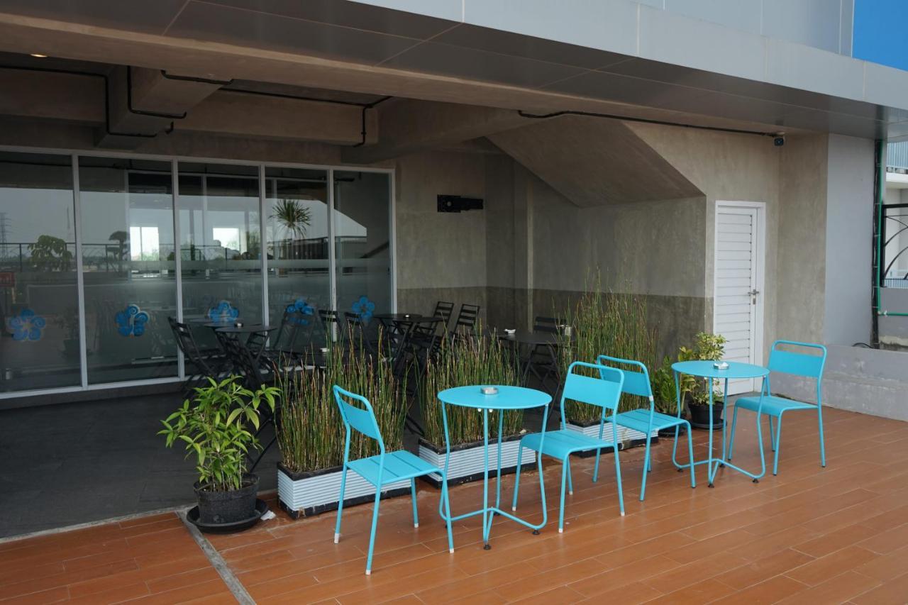 Hotel Brothers Biru Solo Baru Exteriér fotografie